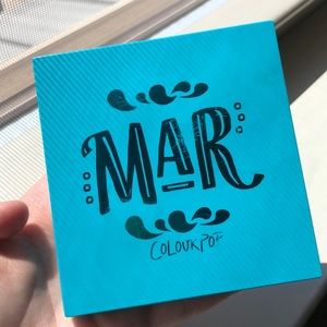Mar colourpop pallete